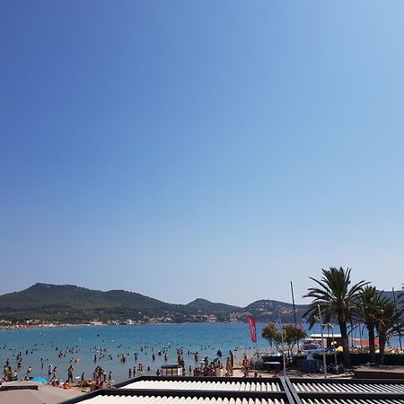 Les Pieds Dans L'Eau Apartment Saint-Cyr-sur-Mer Bagian luar foto