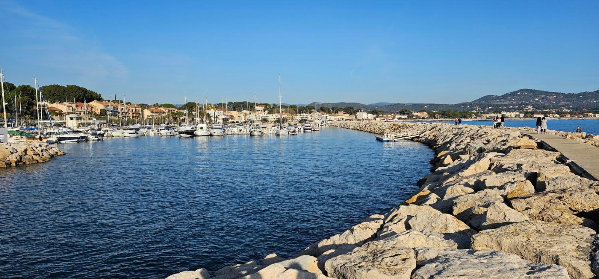 Les Pieds Dans L'Eau Apartment Saint-Cyr-sur-Mer Bagian luar foto